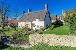 College Farm, Main Street, Buckingham MK18 2AY