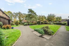 6, Loxford Court, Cranleigh GU6 8TG