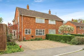 52, Hall Close, Cambridge CB23 2SW