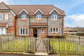 Littlecote, Tillingdown Lane, Caterham CR3 7JA