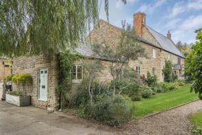 10 Lower End Farmhouse, High Street South, Towcester NN12 8AB