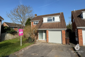 11, Churchill Close, Tadley RG26 3NH