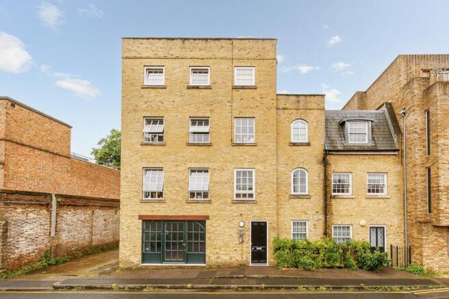 5 Wellington Place-1.jpg