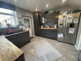 23, Overseal Road, Leicester LE3 6LX