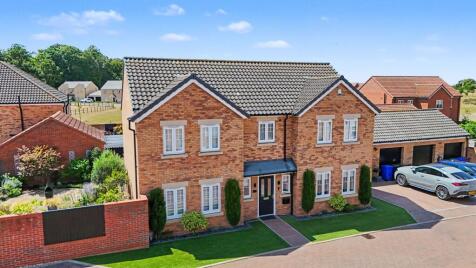 Plover Place, Exning, CB8