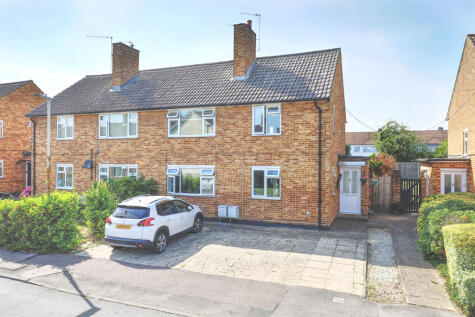 Cunningham Road, Cheshunt, EN8