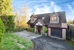 Cobblestones, Langham Road, Robertsbridge TN32 5DU