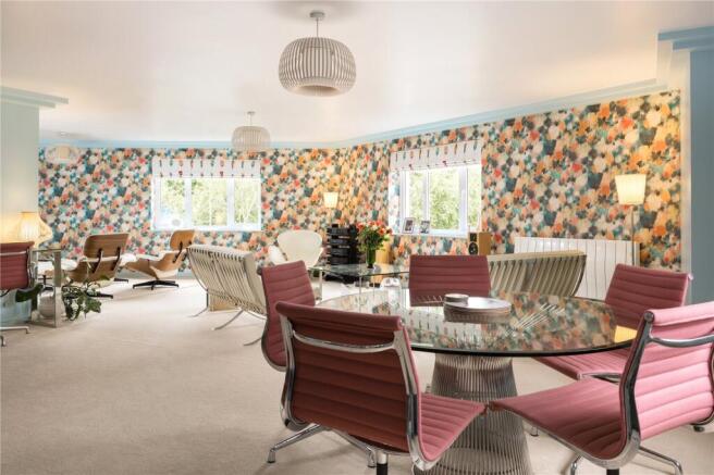 Sitting/Dining Room
