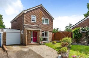 23, Barnes Close, West Wellow SO51 6ET