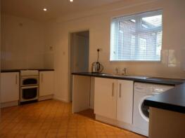 2, Newbury Road, Thatcham RG19 8LG