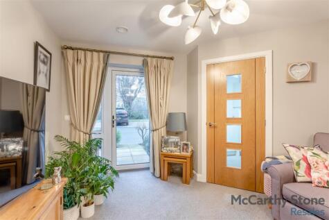 Lonsdale Park, Barleythorpe Road, Oakham, LE15 6QJ