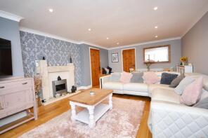 16, Somerfield Barn Court, Main Road, Ashford TN25 6JD