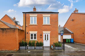 14, Hatt Street, Wellesley, Aldershot GU11 4AQ