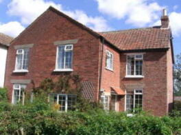 2 The Fields, Back Lane, Grantham NG33 5RN