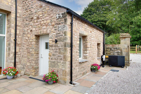 Halt End Barn, Borwick, LA6 1AJ