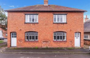 12, Church Street, Offenham WR11 8RW