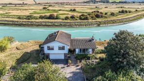 The Wharf, Lewes Road, Newhaven BN9 9AH