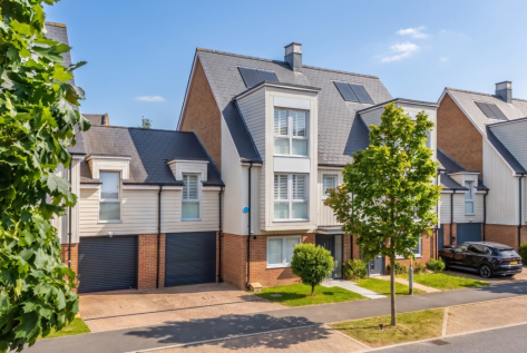 Castleridge Drive, Greenhithe, Kent, DA9
