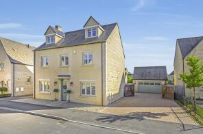 42, Nightingale Way, Cirencester GL7 5WB