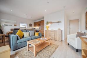 Flat 13/6, 490a Block 1, Argyle Street, Glasgow G2 8AL
