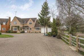 15, Cordwainer Close, Haverhill CB9 7ZG