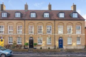 14, Wadebridge Square, Dorchester DT1 3AQ