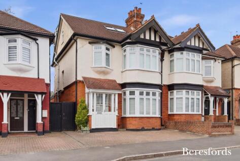Champion Road, Upminster, RM14