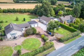 Oakleigh, Barlow Common Road, Barlow, Selby YO8 8JF