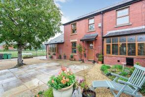 3, School Lane, Preston PR3 0JY