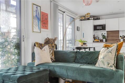 Roseberry Place, London, E8
