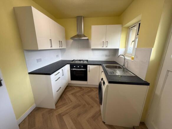 2 BEDROOM MAISONETTE First Floor