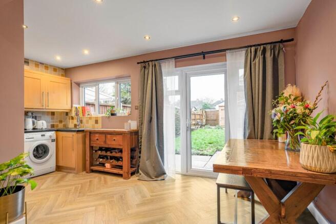 Kitchen/Dining