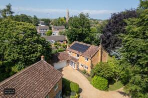3, Spinney Field, Huntingdon PE28 0AT