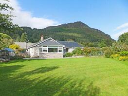 Tighnavon, Riverbank Crescent, Pitlochry PH16 5PF