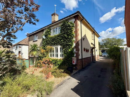Rock Road, Finedon, NN9 5EL
