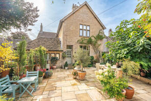 Stanton Court East, Bouverie Park East C72 To A429, Chippenham SN14 6DQ