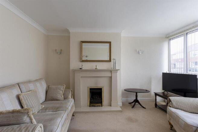 36_Whernside_Avenue_2.jpg