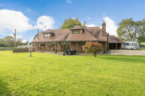 Nash Farm, Nash Lane, East Coker, Yeovil BA20 2HZ