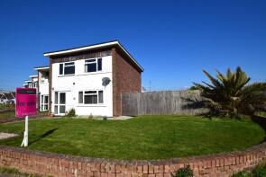18, The Parade, Beachlands, Pevensey BN24 6RG