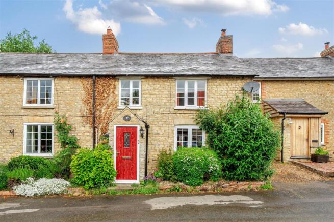 Lavender Cottage, 19 Lower Street, Pury End