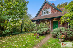 Augustus Lodge, Bulls Cross, Enfield EN2 9HD