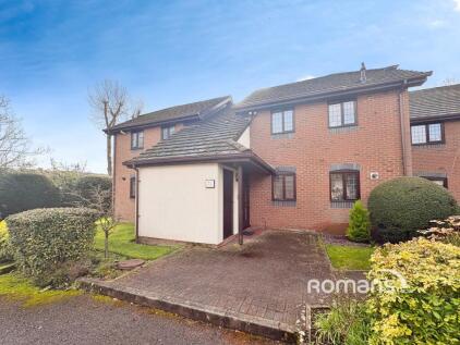 Campbell Close, Yateley, Hampshire