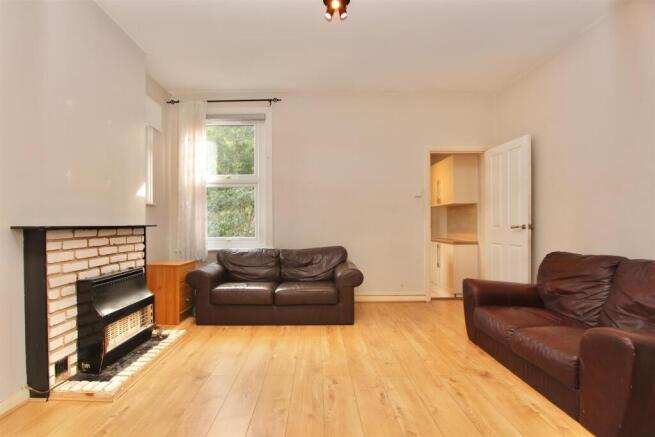 Grainger Road, N22