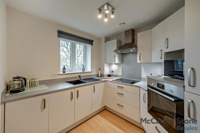 Kitchen: