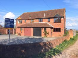 Newlands, West View, Mill Lane, Thurloxton, Taunton TA2 8RQ