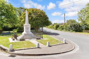 Flat 10, Lilliput Court, Ward Road, Totland Bay PO39 0BD