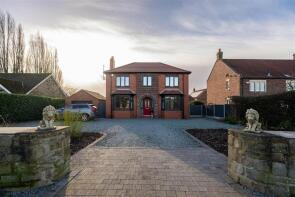 84 Ridgefield, Lumby Hill, Monk Fryston, Leeds LS25 5HS