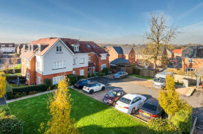 6, Crayford Mead, Warfield, Bracknell RG42 6EF