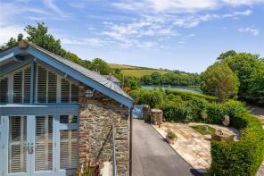 Yawl Barn, East Portlemouth Corner To Goodshelter Cross, Salcombe TQ8 8PA