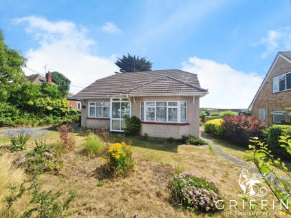Brackendale Avenue, Pitsea, SS13